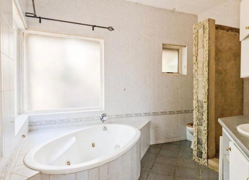 2 Bedroom Property for Sale in Mount Amanzi North West